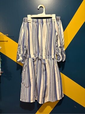 Style House Blue & White Stripe Embroidered Sleeve Mini Dress EUC